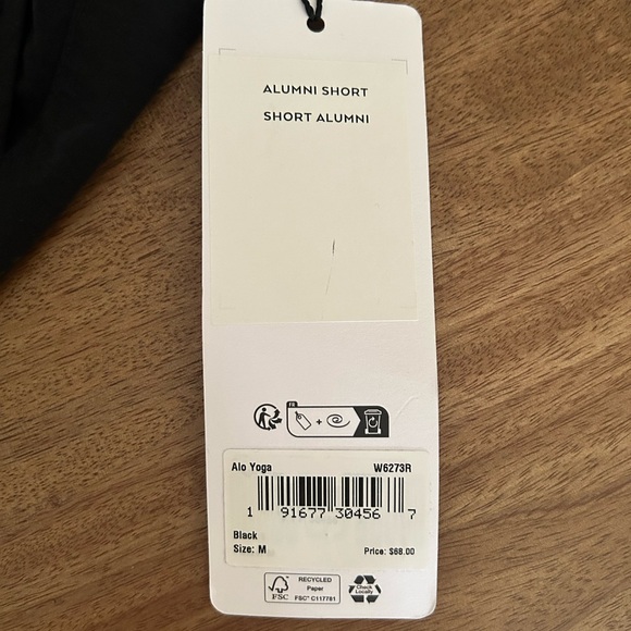 ALO Yoga Women's Alumni Shorts Black - Picture 3 of 5